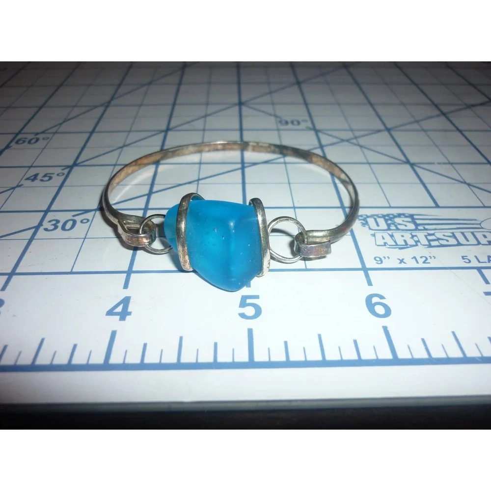 Vtg Sterling Silver Blue Sea Glass Bangle Bracelet Artisan Wire Wrapped Hook Eye